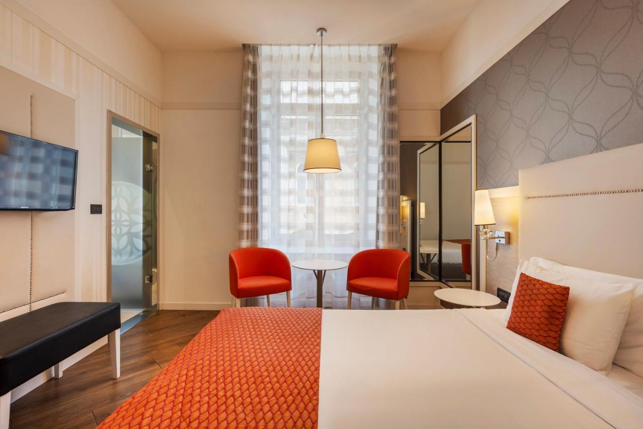 Hotel Ikonik Parlament