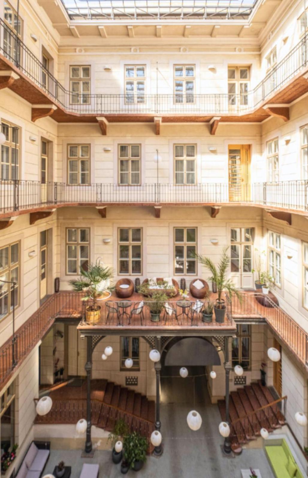 Harmonia Palace Lejlighed *