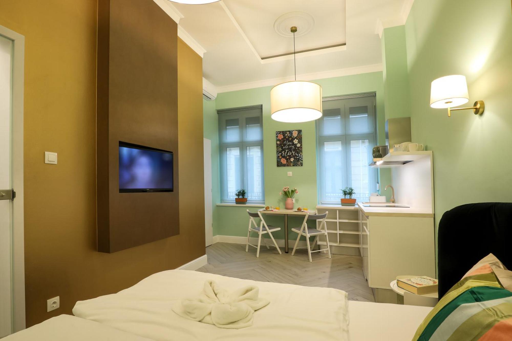 Ozone Silver&gold Budapest