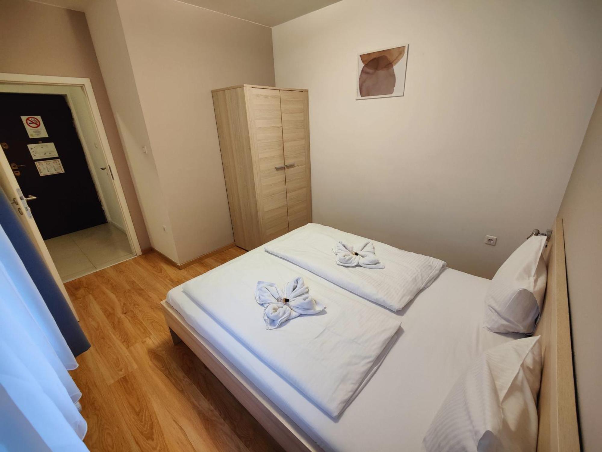 Corvin Plaza Apartamentos&suites 3*