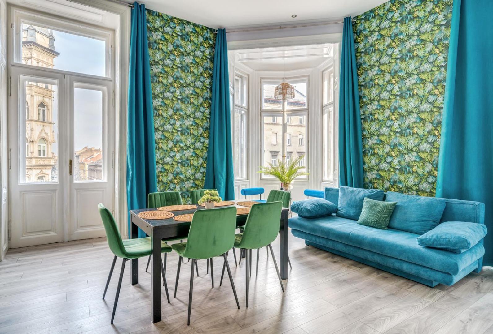 Downtown Delight - Erzsebet Blvd - 13 Ppl Budapest