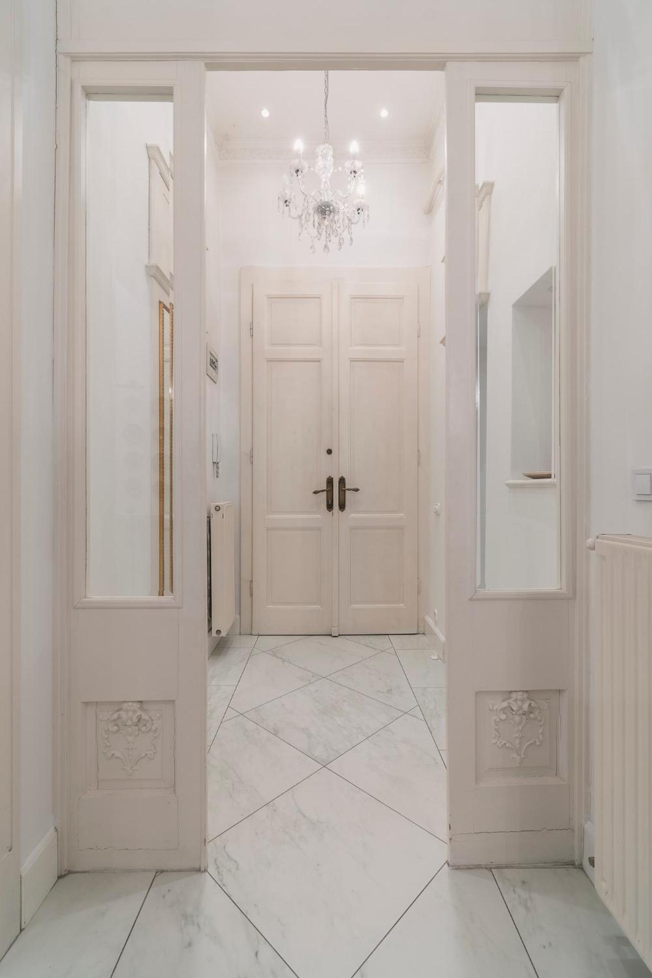Basilica Palace Apartman