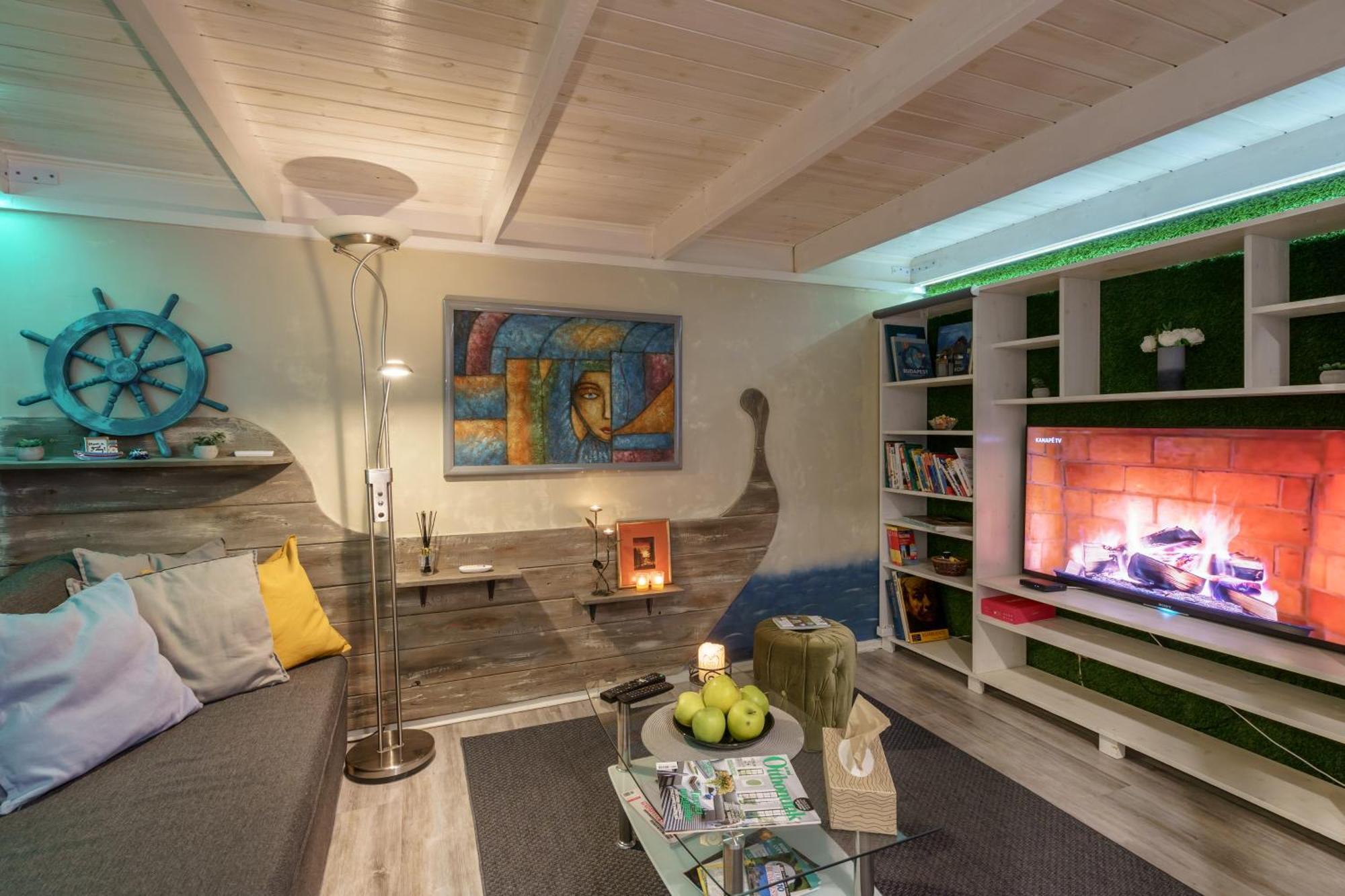 Barka In Downtown Buda Apartman Budapest