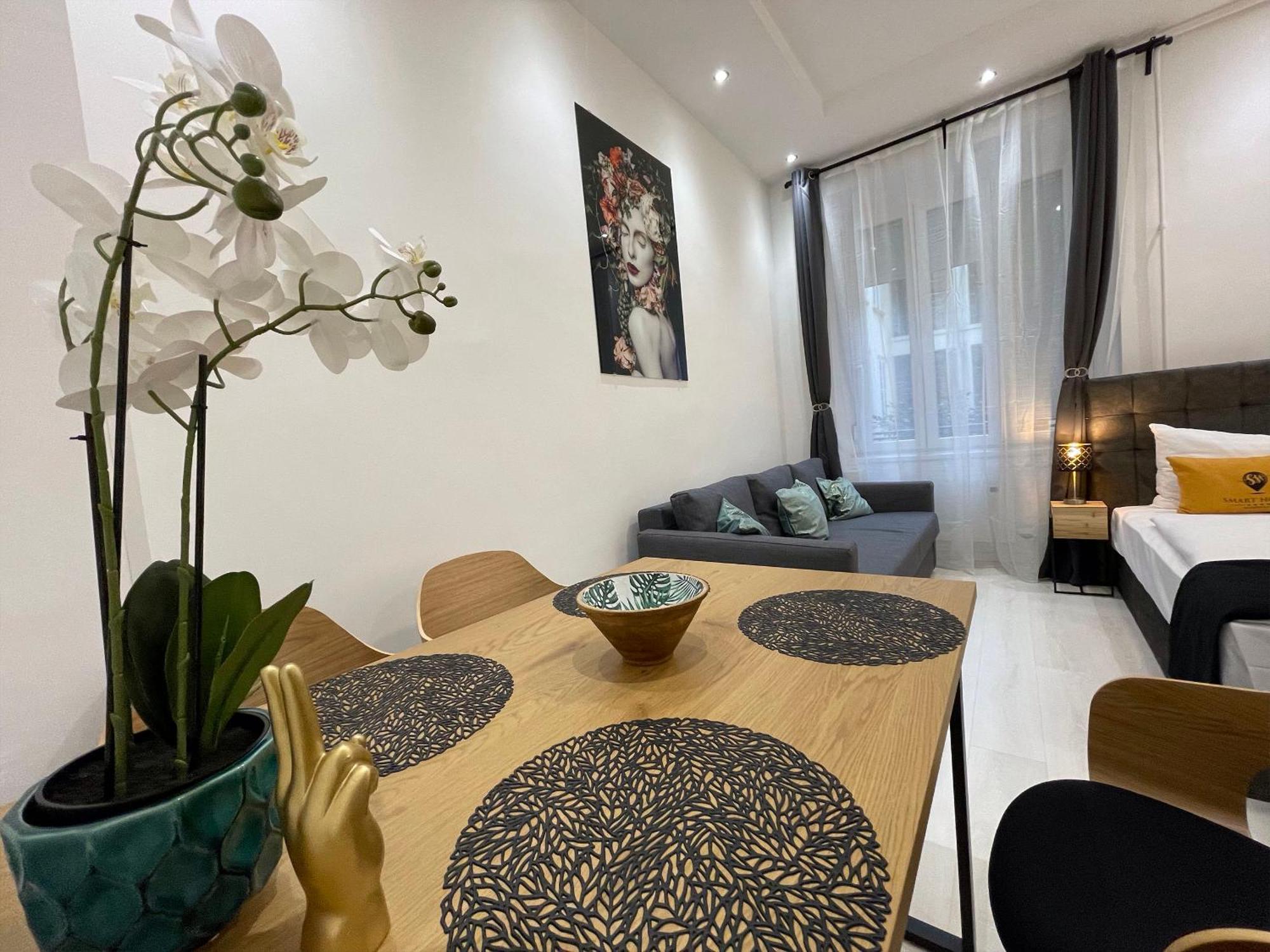 Hotel Smart 4*