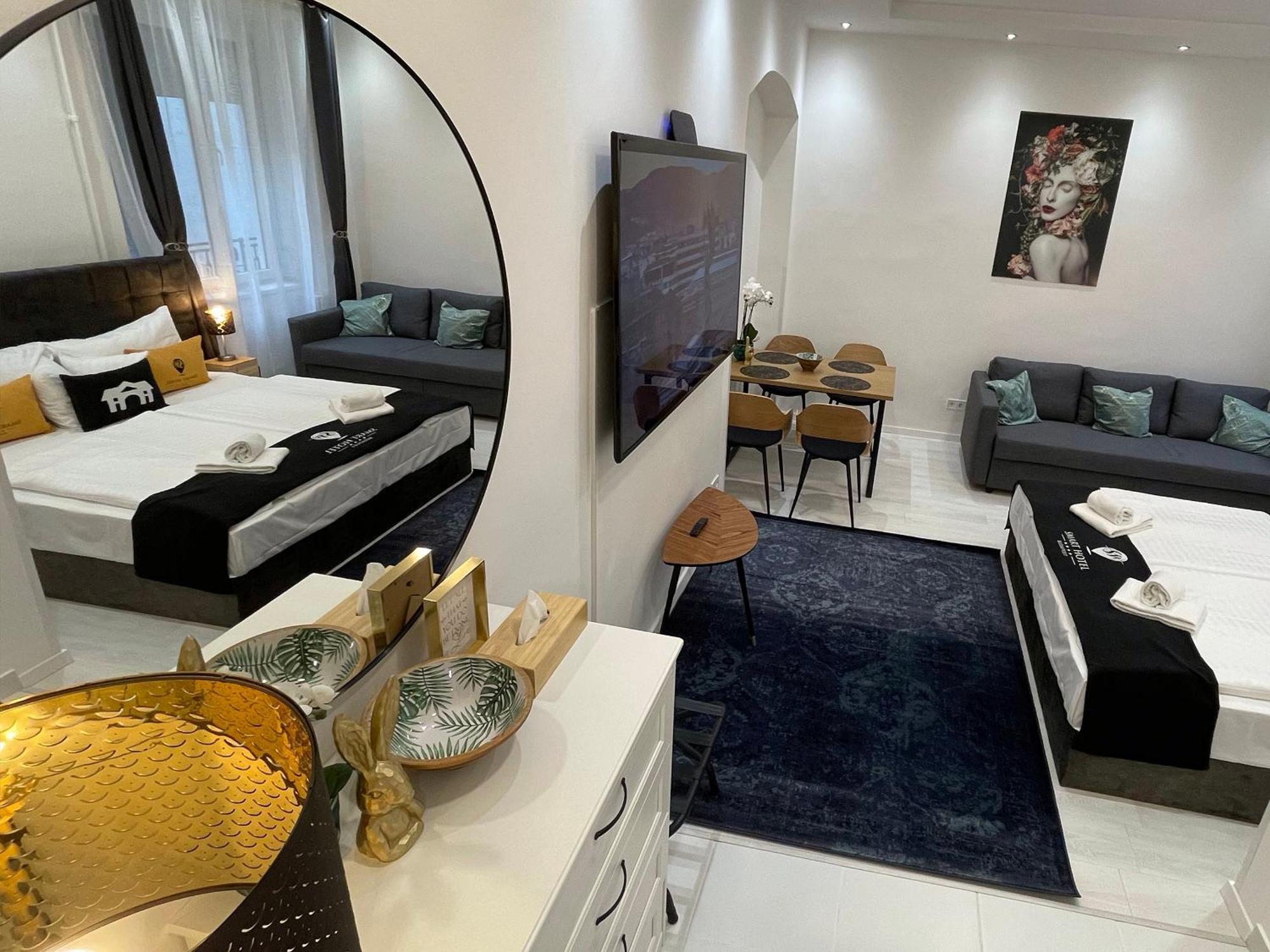 Smart Hotel 4*