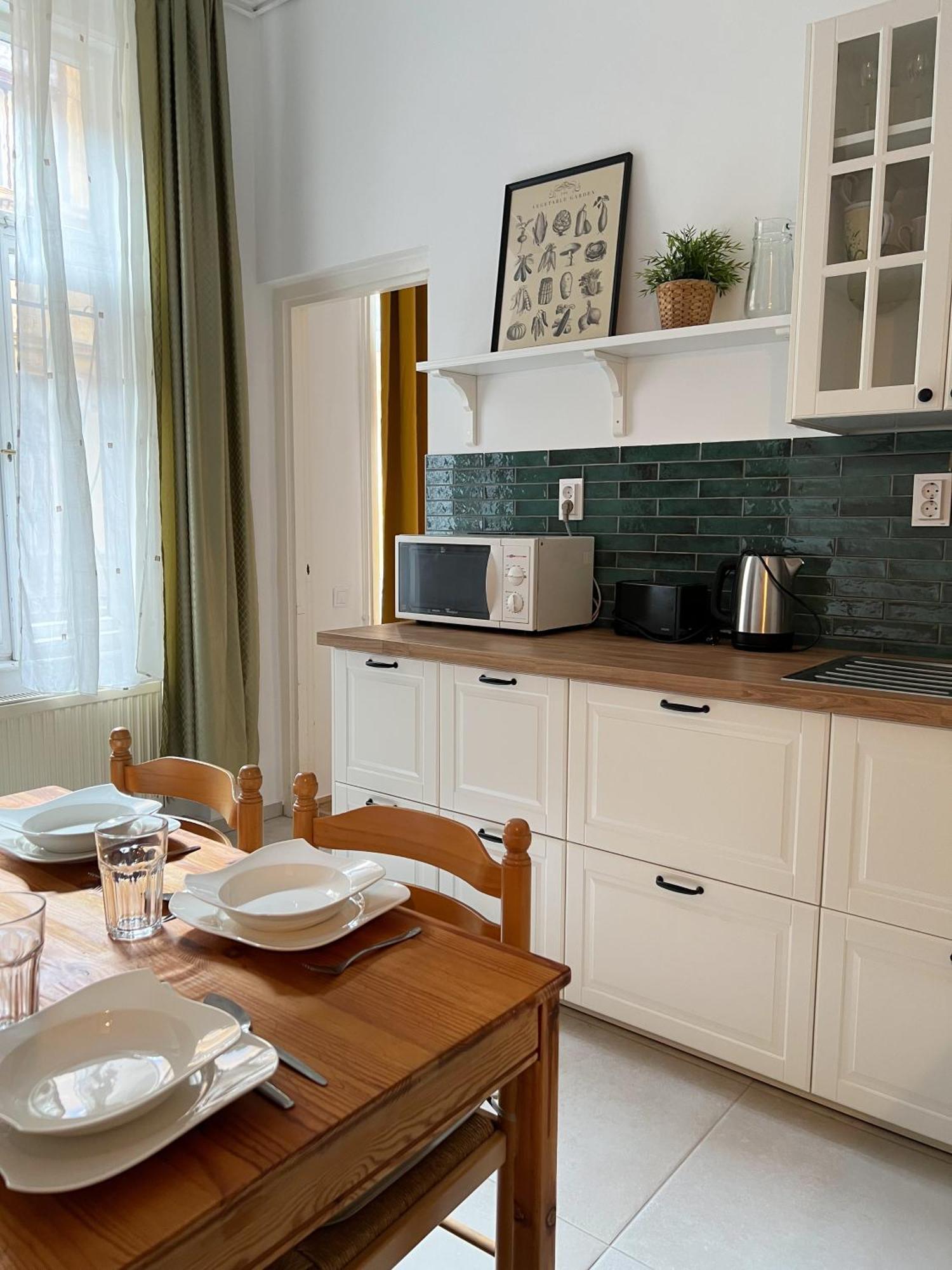 In The Centre Of Apartment *