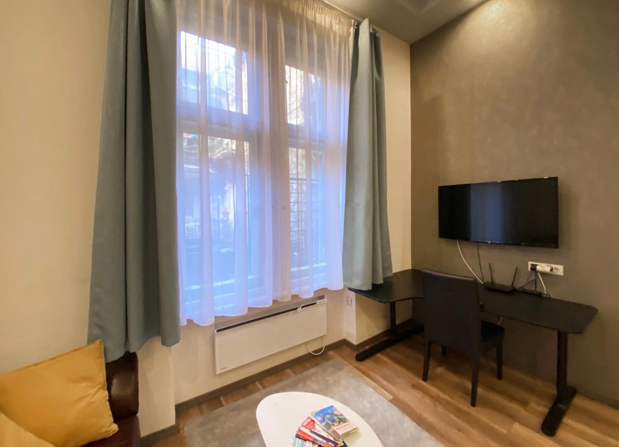 Opera Apartment
