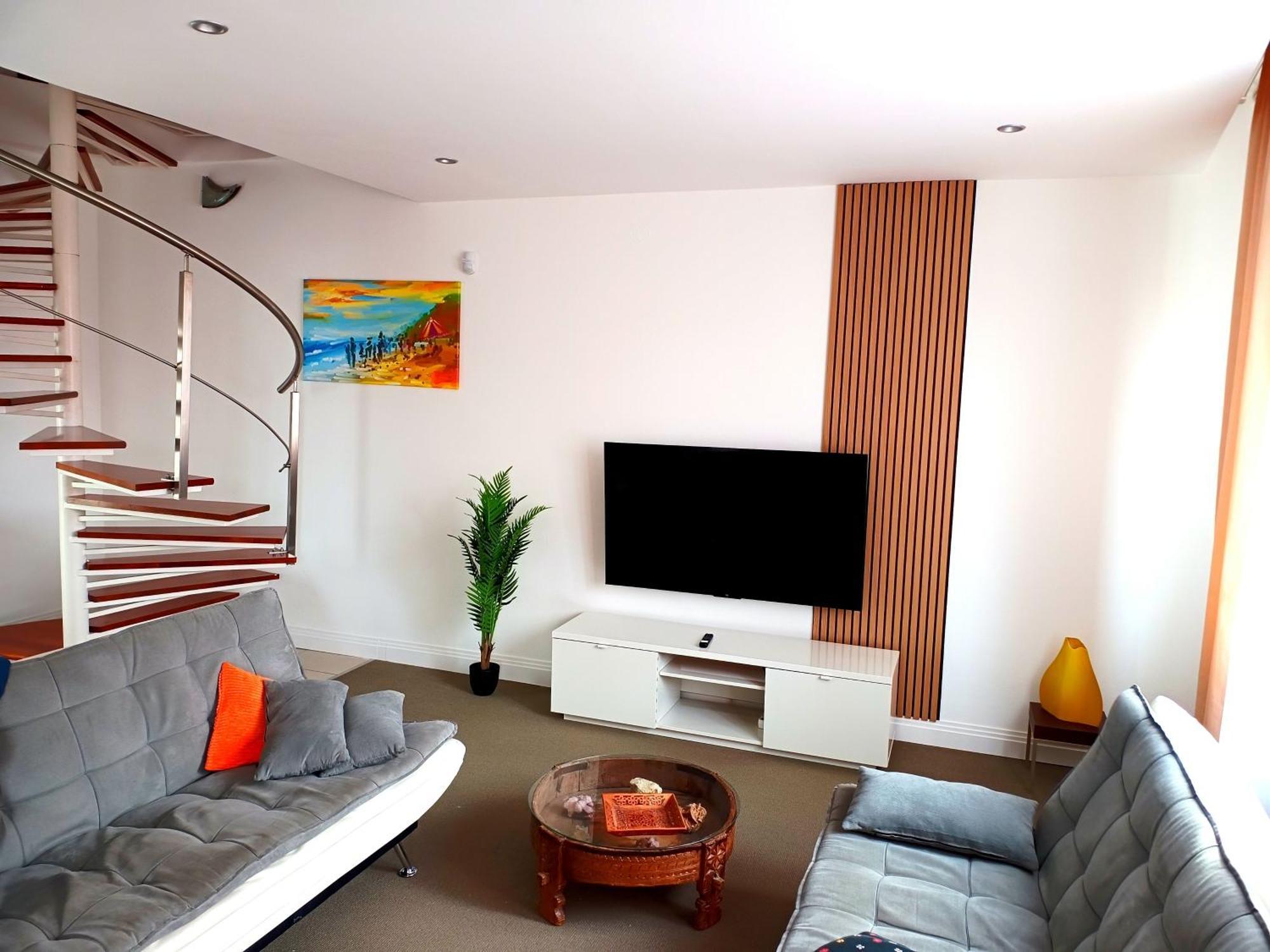 Penthouse With Free Parking And Free Bikes, Wellness 8 Min Walk Appartamento *