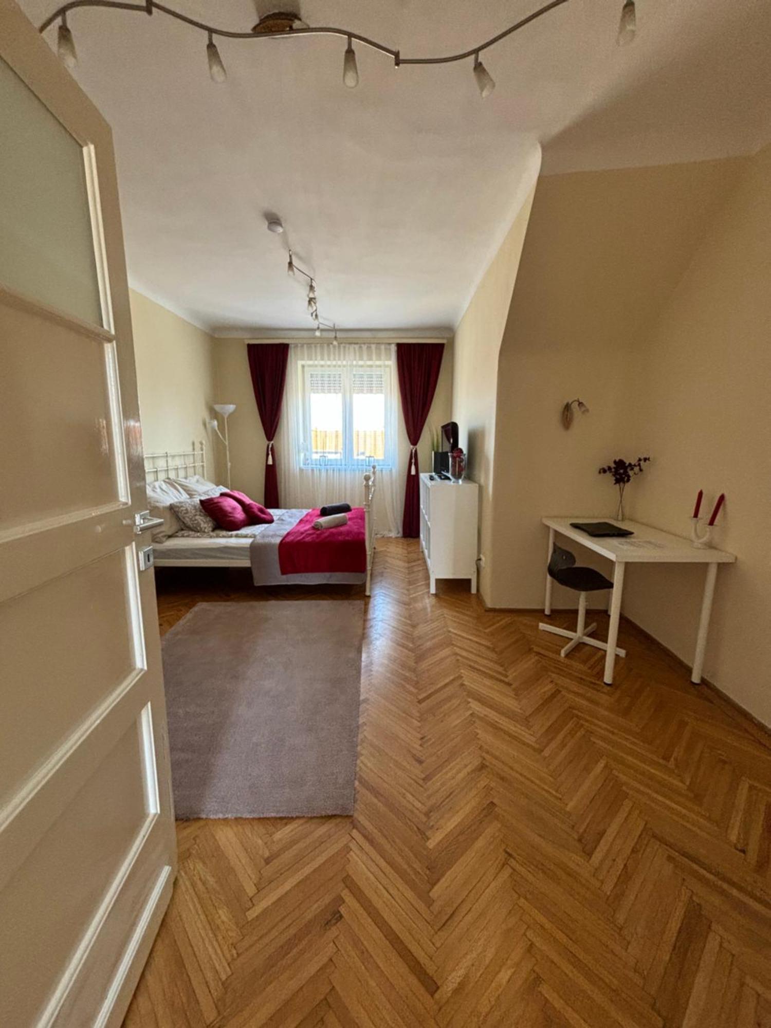Apartman Downtown Hideaway *