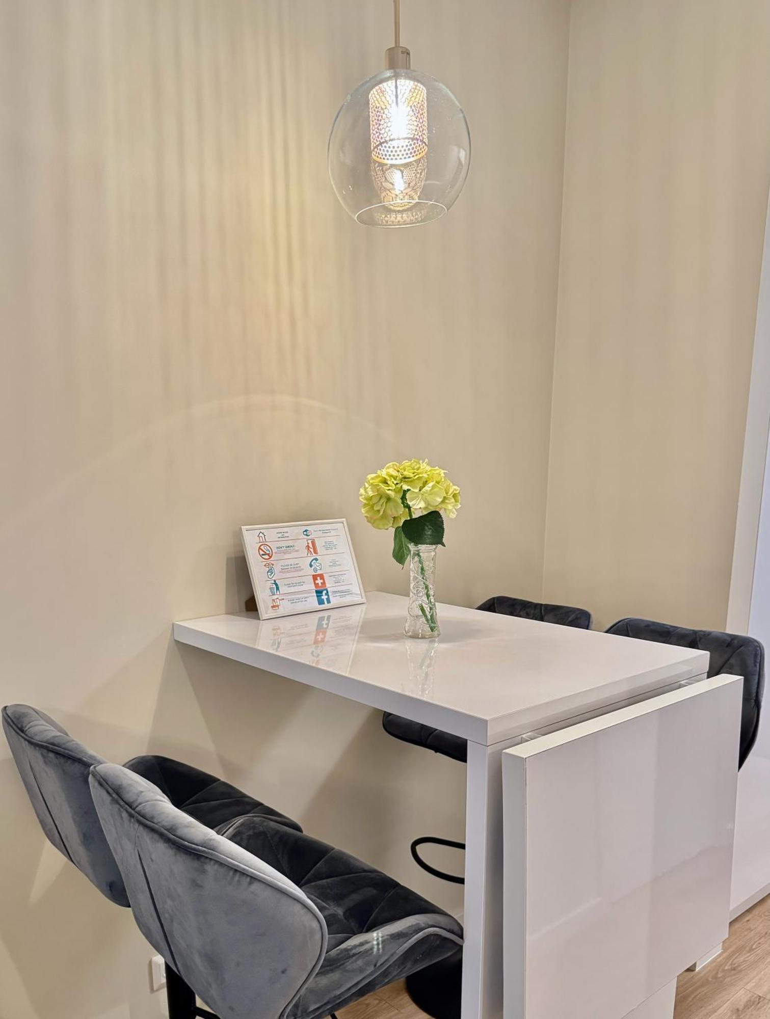 Standard By Hi5-corvin 7 * Budapest