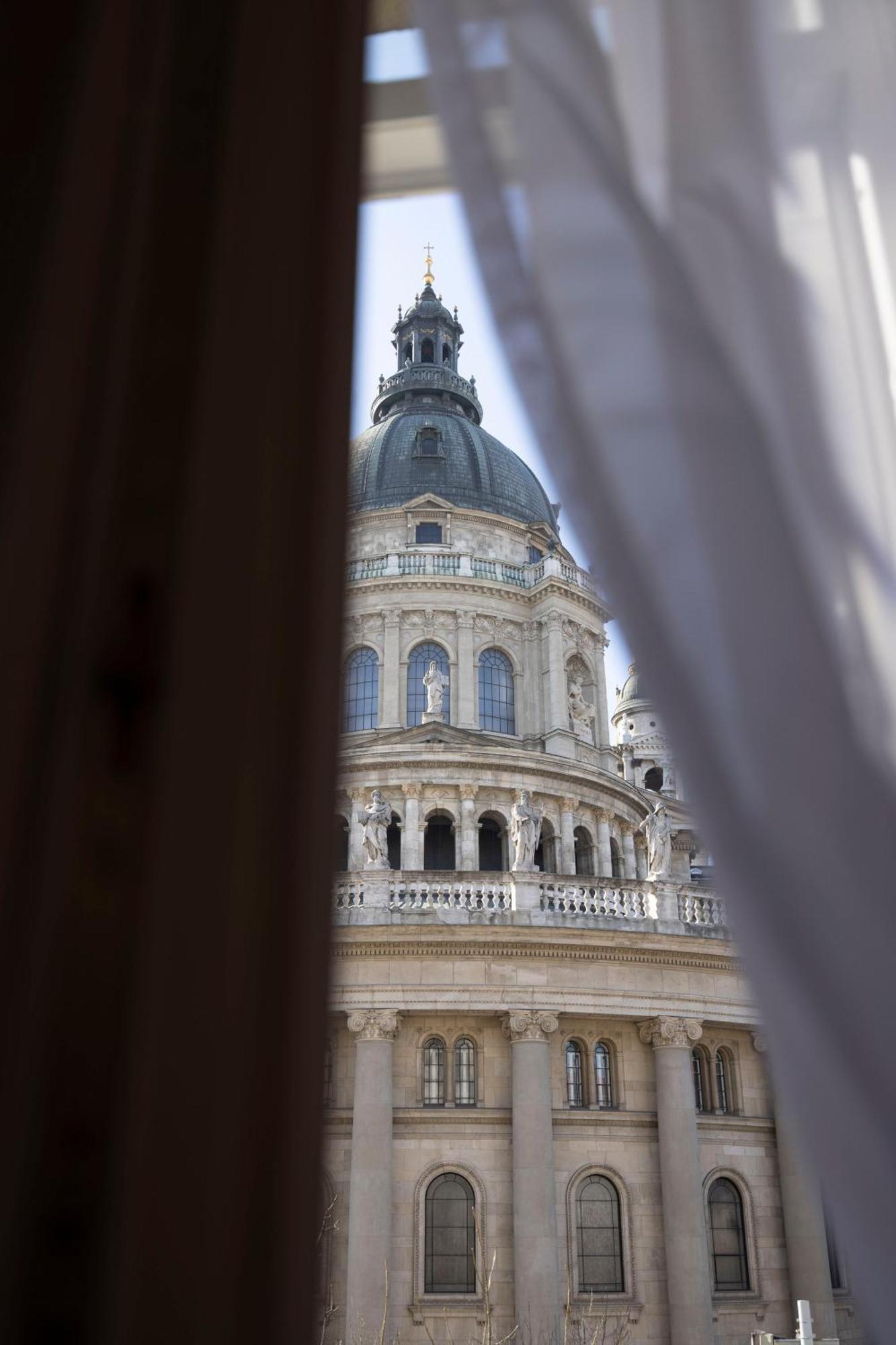 Luxurious W/ A Stunning View To The Basilica Apartment *