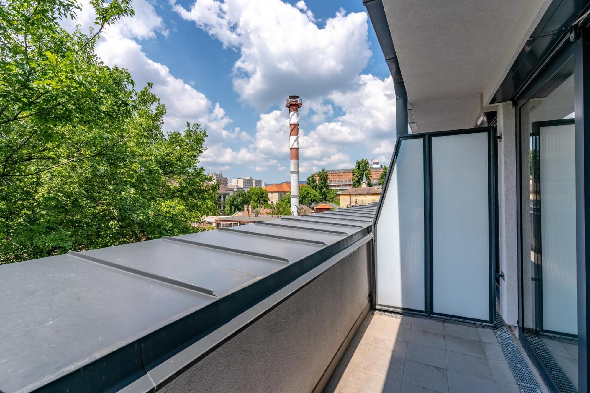 Magnolia Apartment Hotel-Greentop