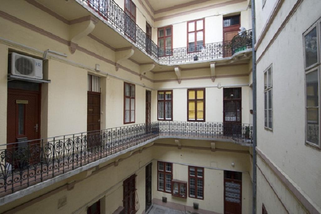 Broadway Budapest