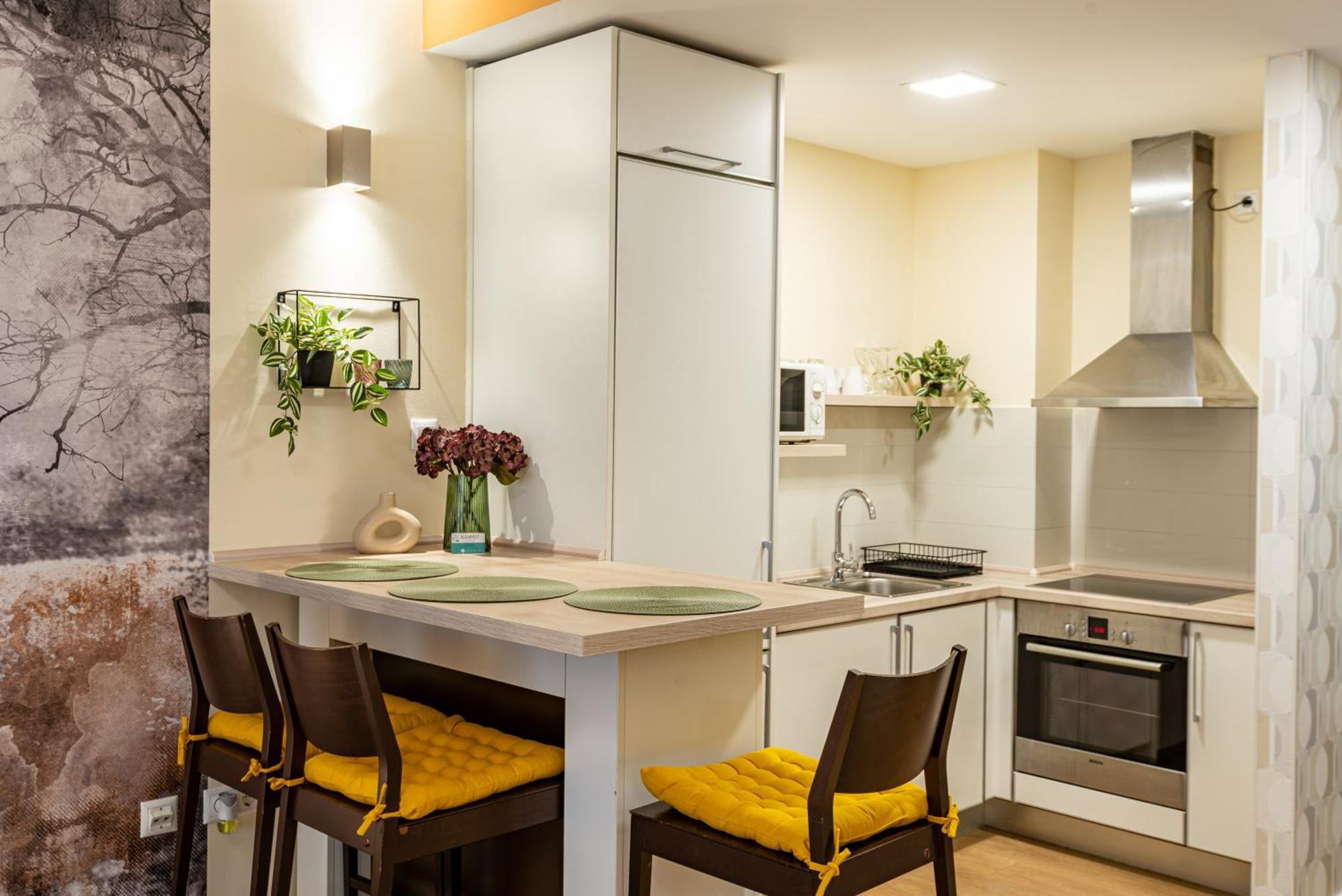 Appartement Holidays & *