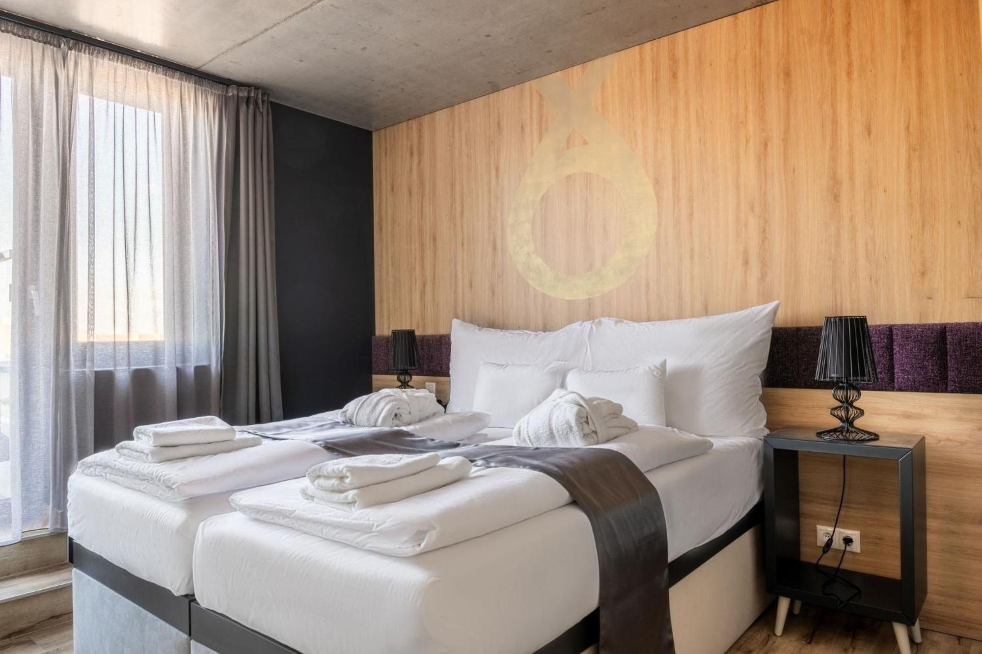 Onyx Luxury 4*