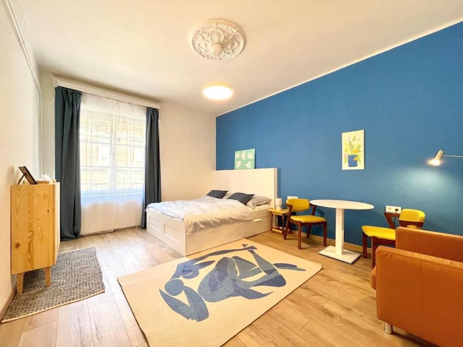 Apartamento Stray Birds Fashion With 2ppl/wifi/ac