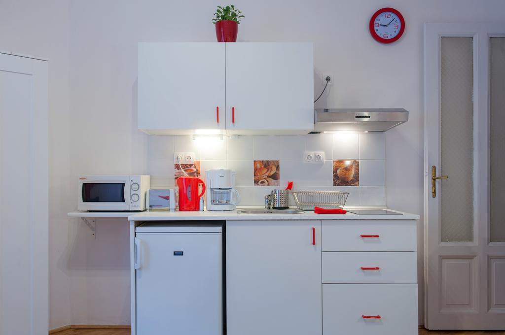 Parking, Ac, Wifi Flat Next To Andrassy Ave Budapest