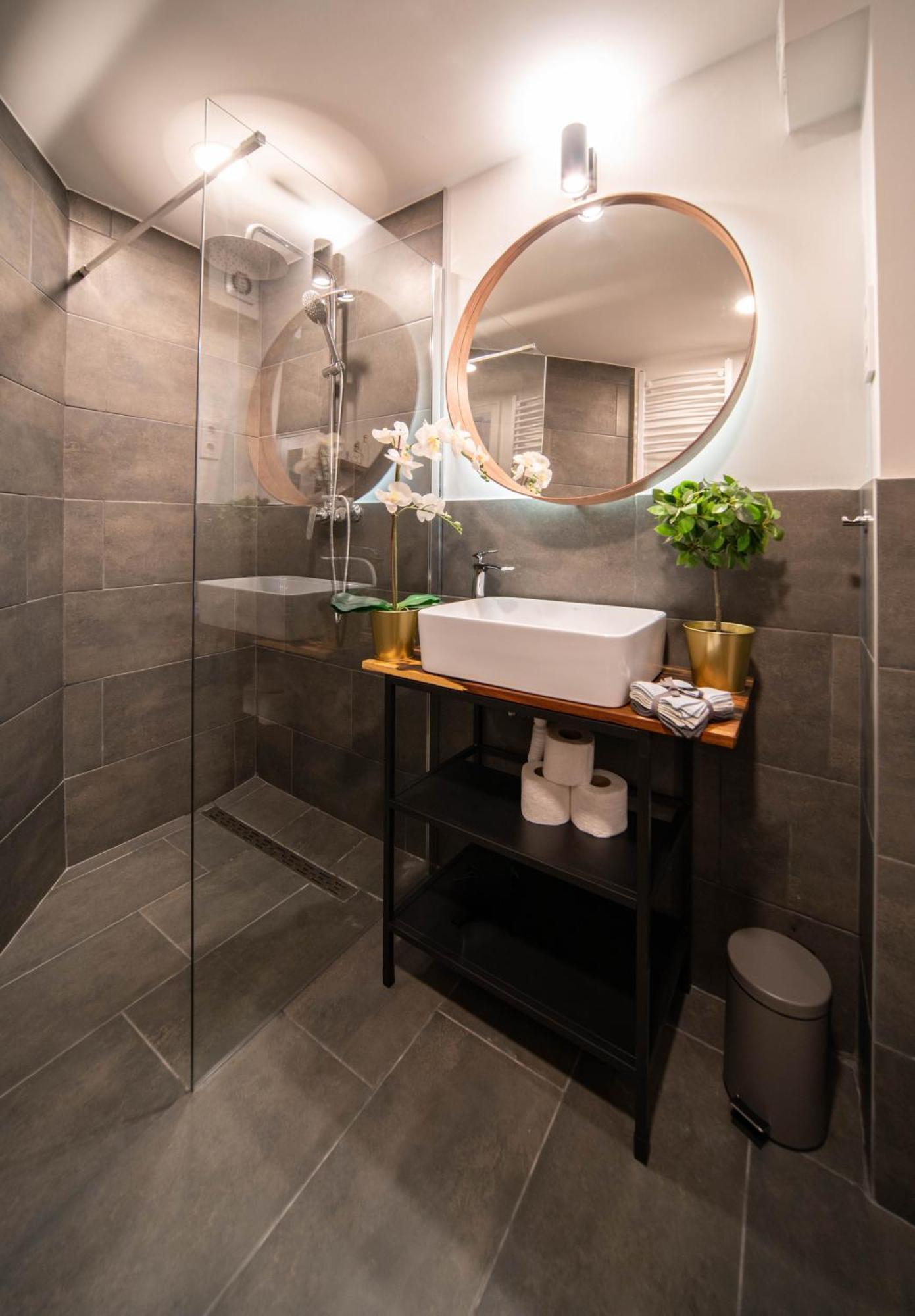 Apartment Corvin Palace For Two Budapest