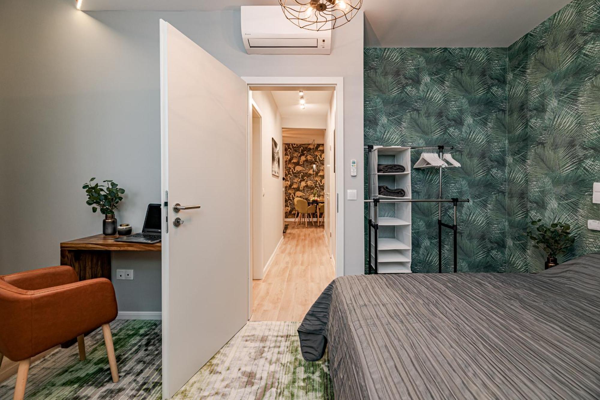 Luxury Tropical At Budapest