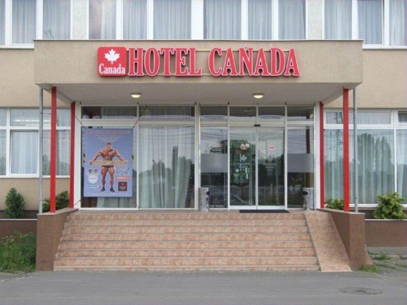 Hotel Canada 3*