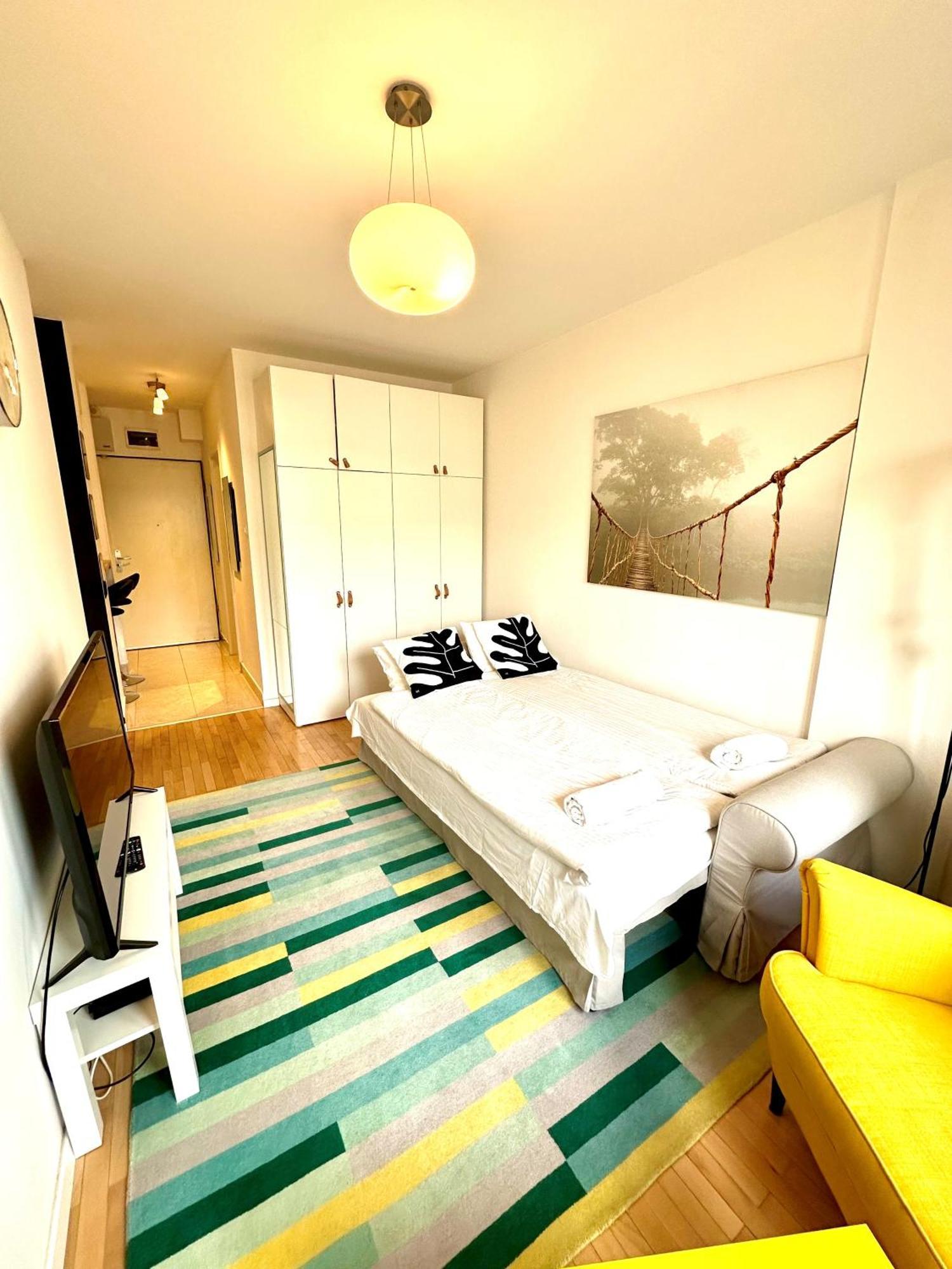 Apartman Peony Holló *