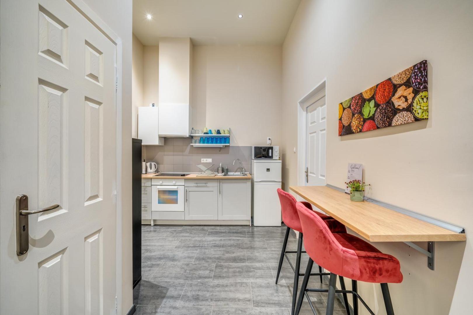 Downtown Delight - Erzsebet Blvd - 13 Ppl Apartmán Budapest