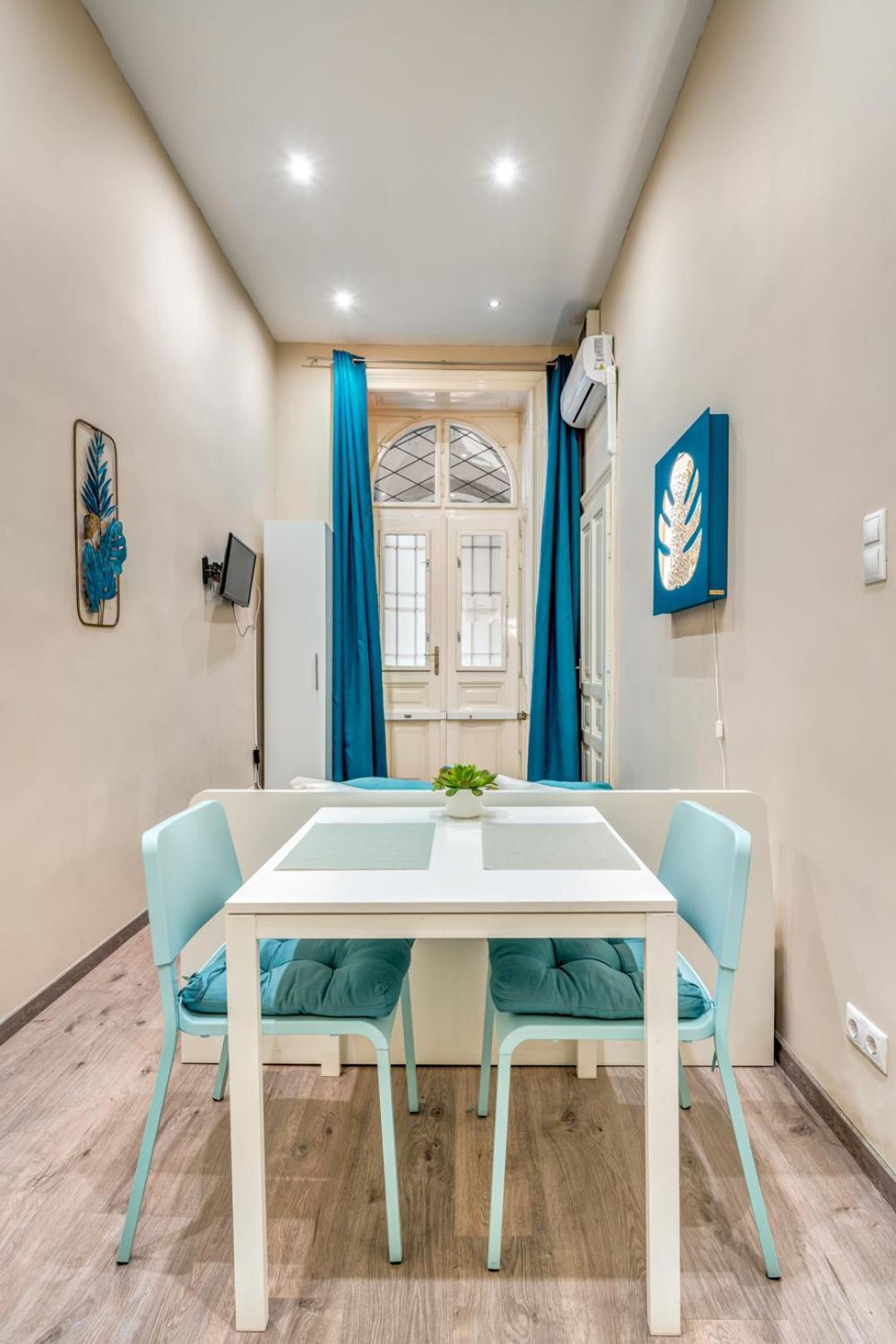 Cosy Corner - Erzsebet Blvd