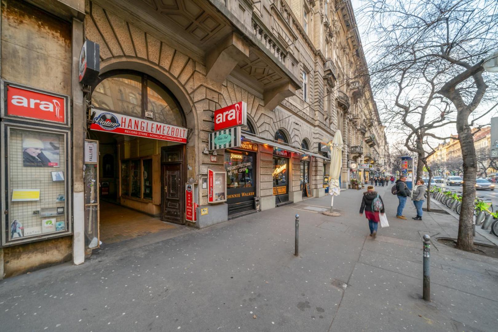 Cosy Corner - Erzsebet Blvd Budapest