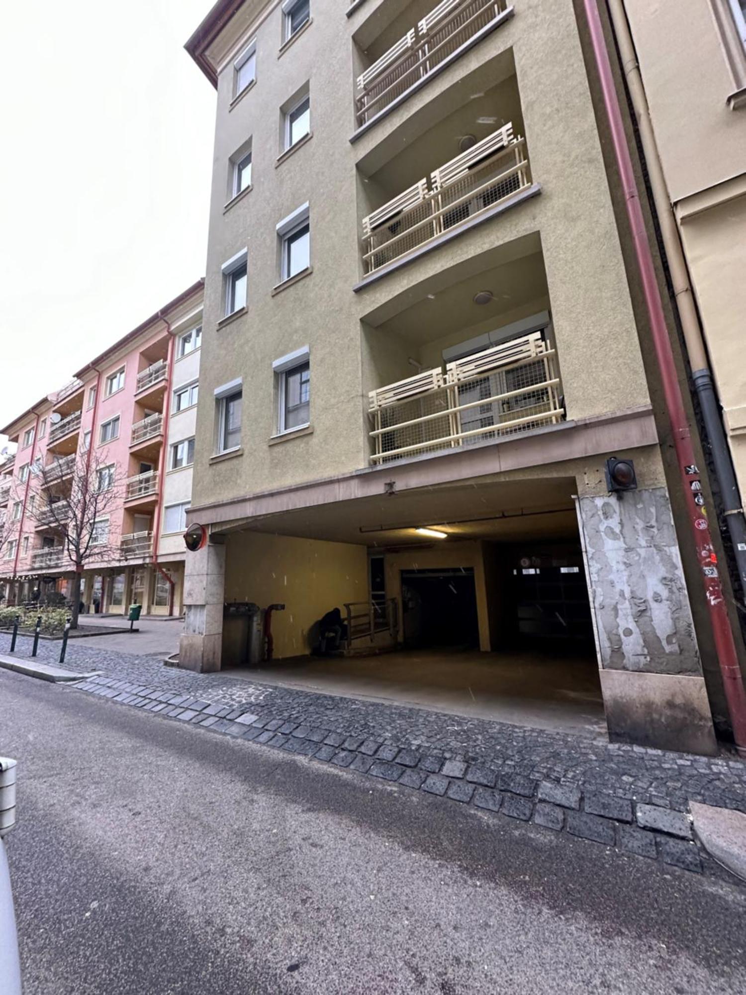 Peony Holló Apartman *