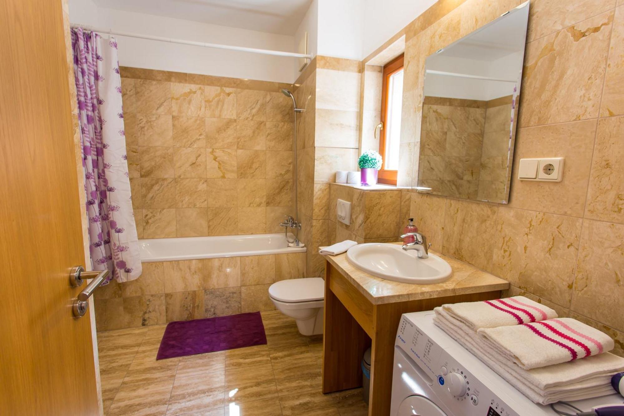 Colours Deluxe With Free Parking * Budapest
