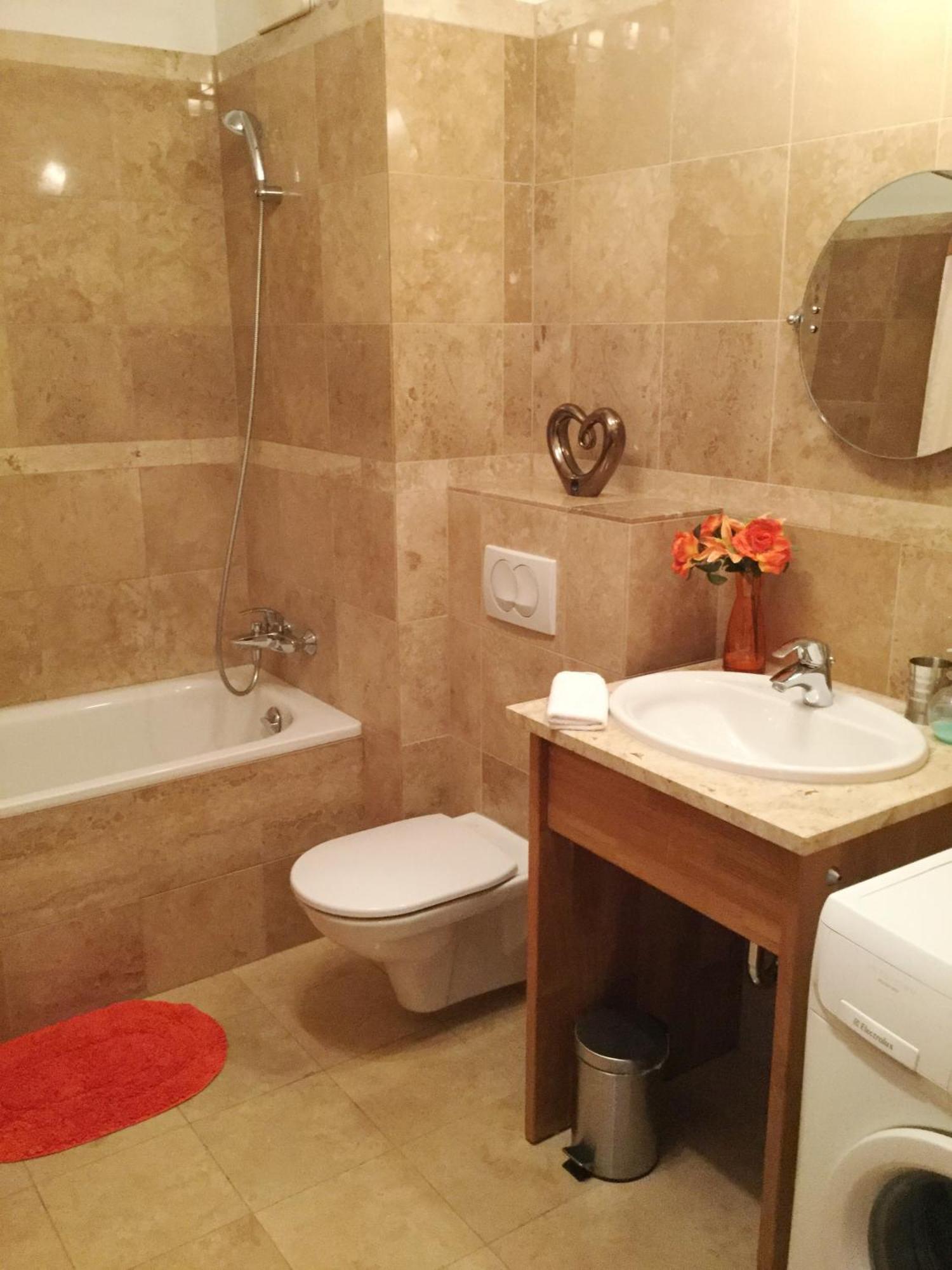 Colours Deluxe With Free Parking * Budapest