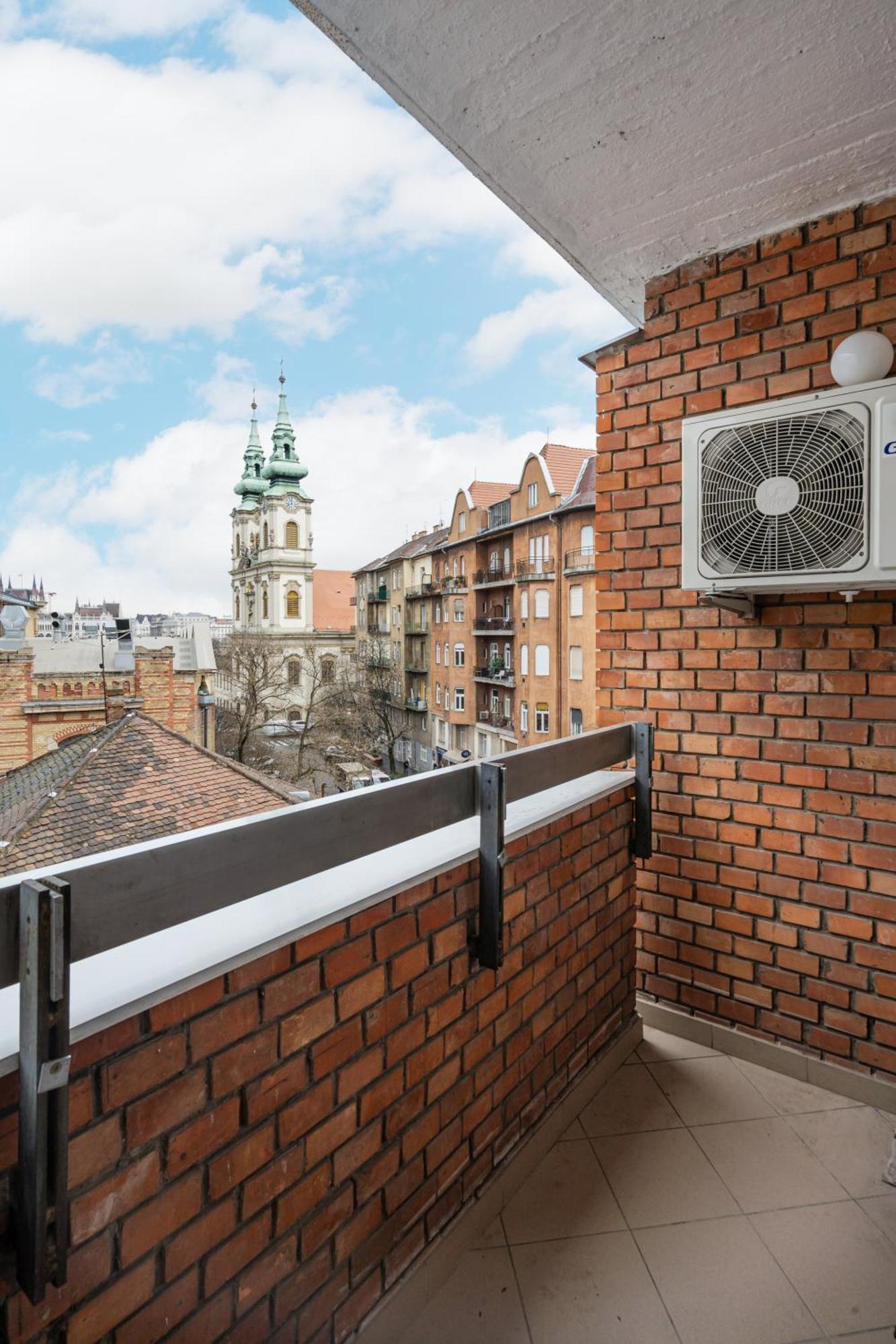 Apartment Sunrise Summit Budapest