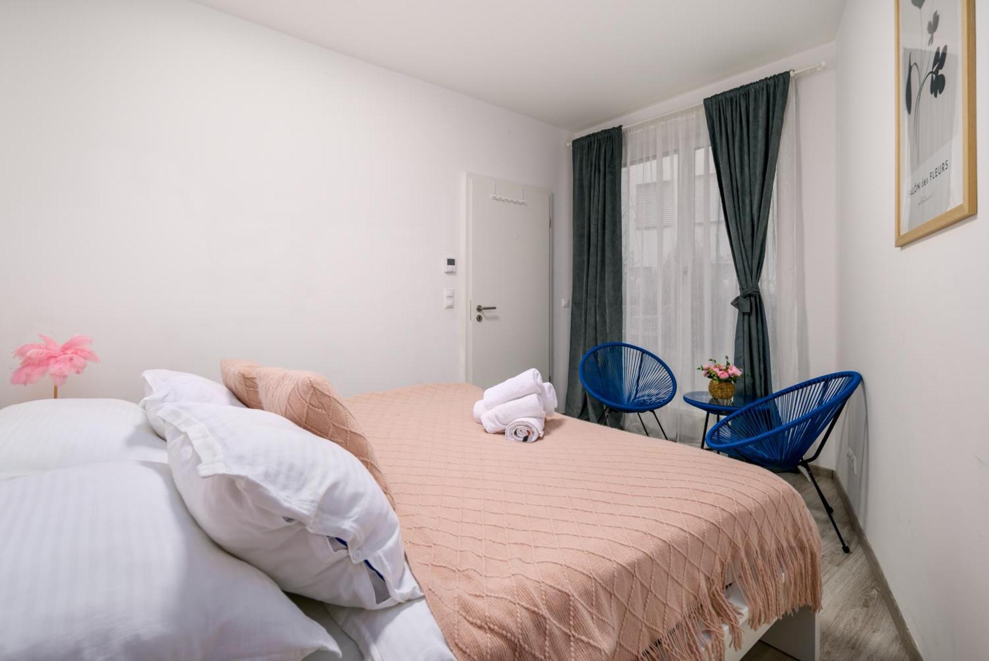 Apartment Raday K203 With Private Balcony Budapest