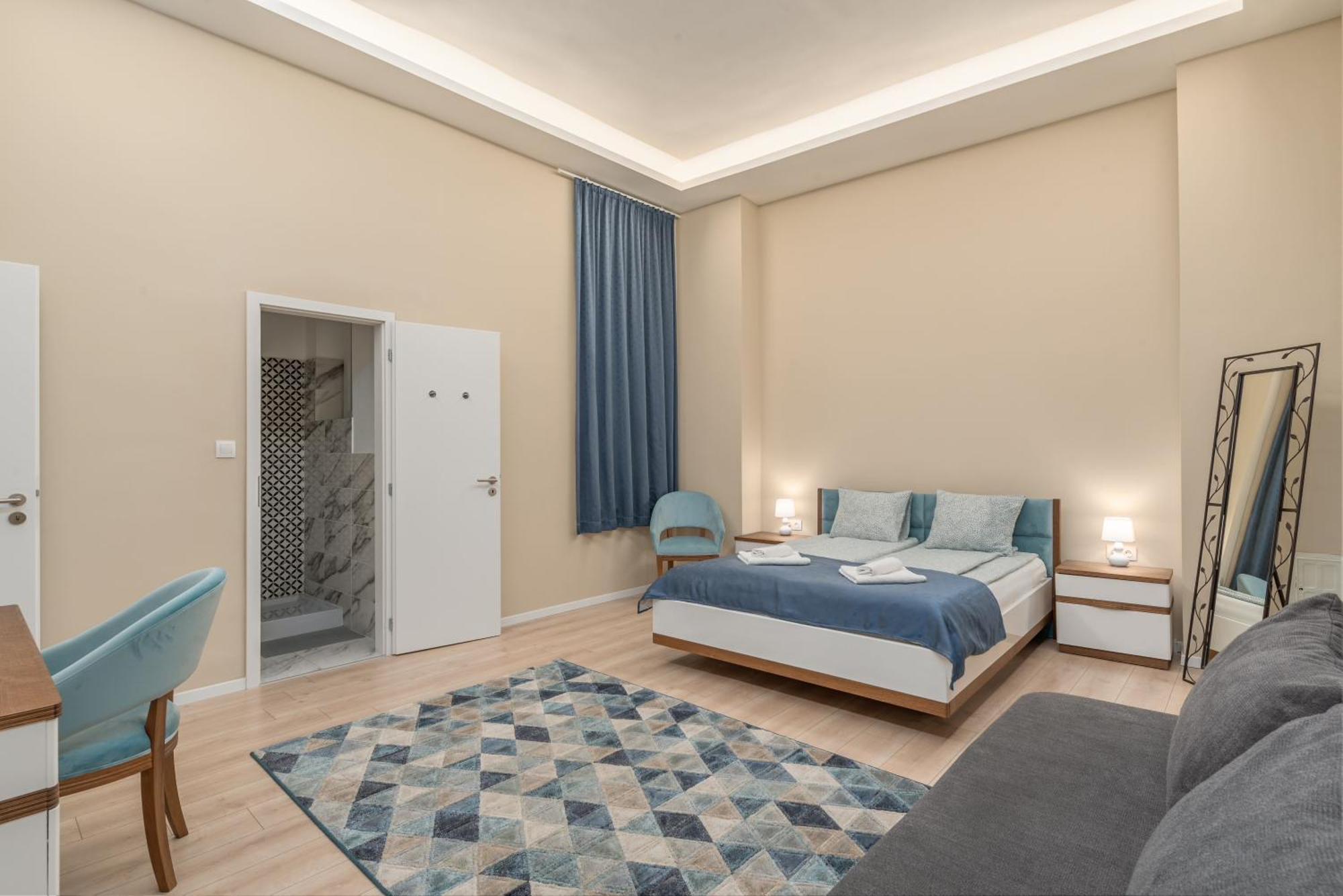 Apartment With 2 Bedrooms Near Gellert Thermal Bath *