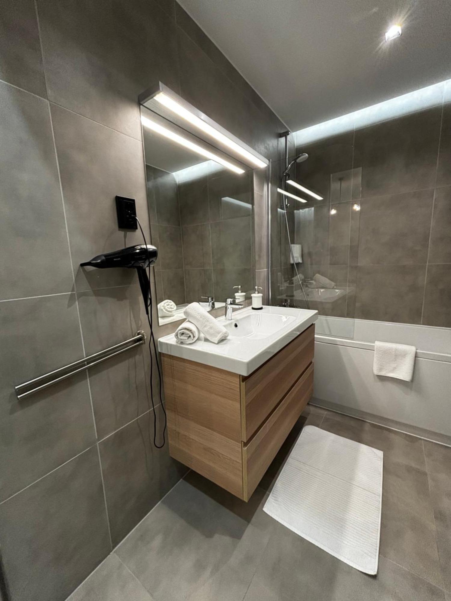 K40 Residence, With Pool On The Top! * Budapest