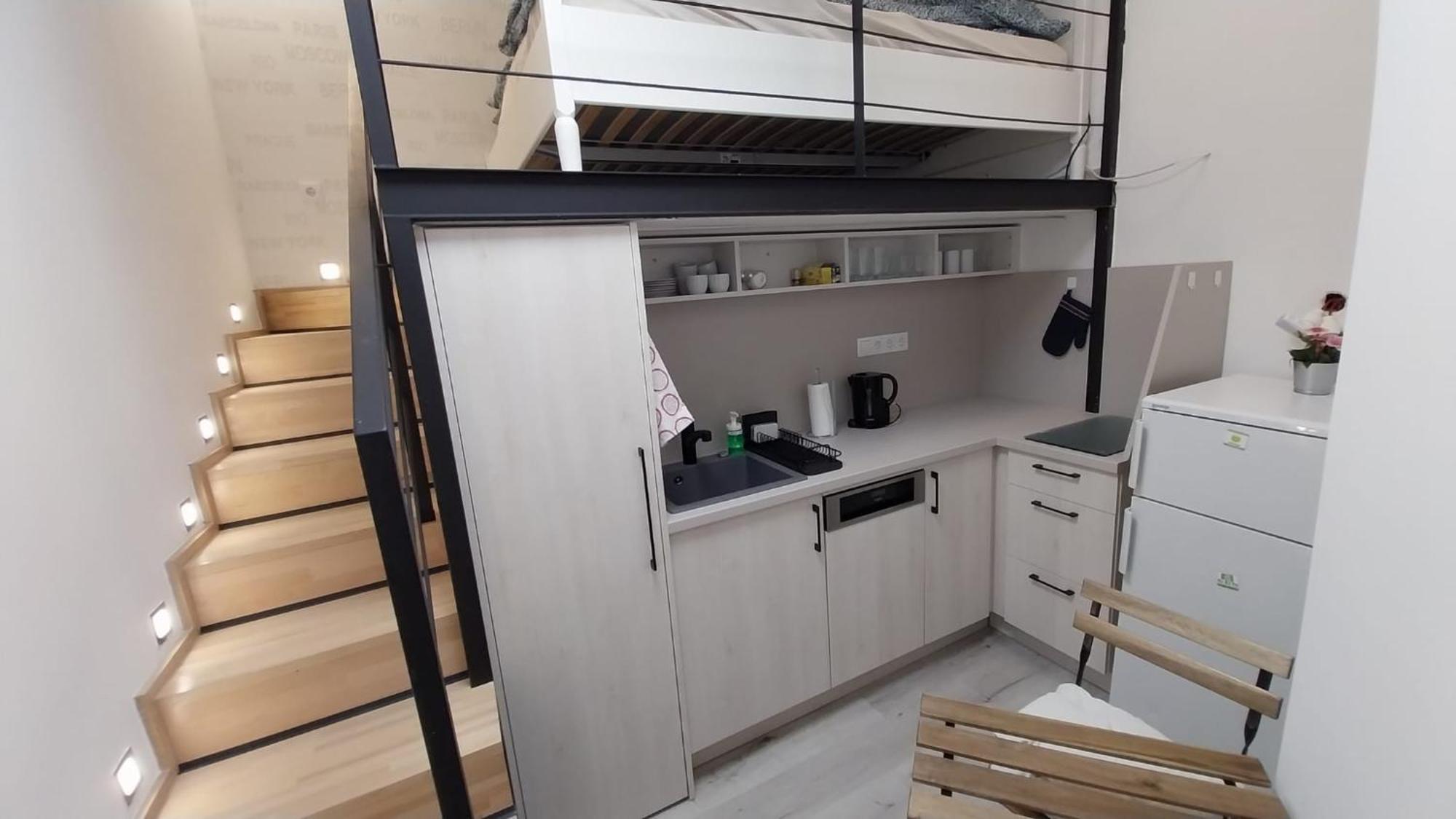 Appartement Szekely Near Deak Ferenc Square With Free Parking In Garage Boedapest