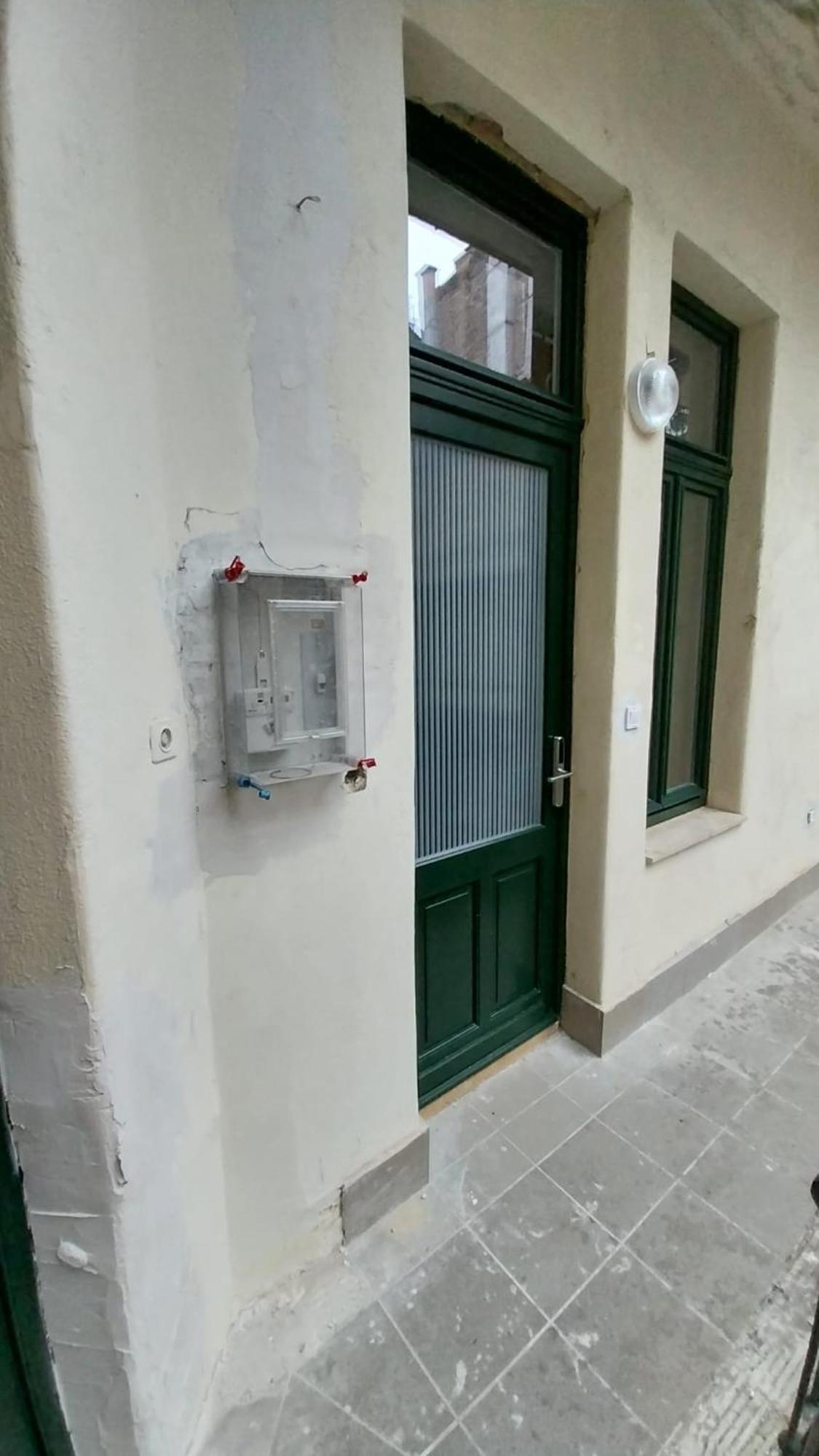 Appartement Szekely Near Deak Ferenc Square With Free Parking In Garage