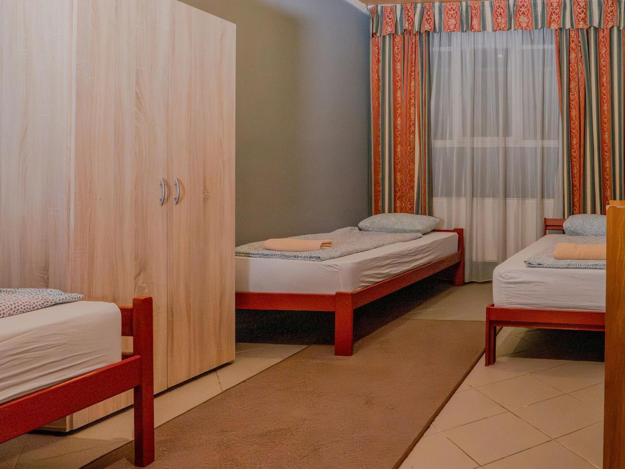 Deep Hostel