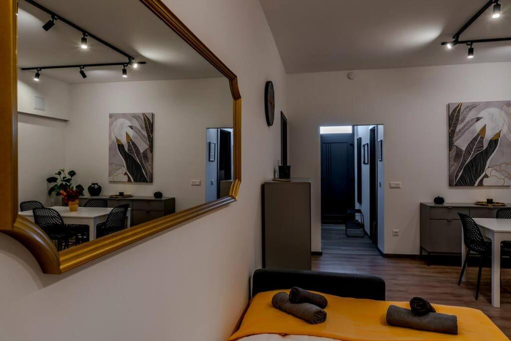 King's Golden Flat Appartamento Budapest
