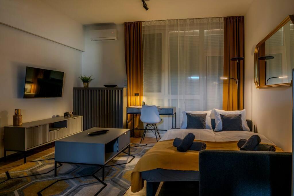 King's Golden Flat Appartamento Budapest