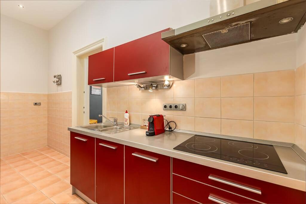 Bold Base Apartment Budapest