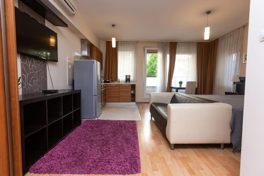 Appartamento Flat On Corvin Promenade With Big Balcony