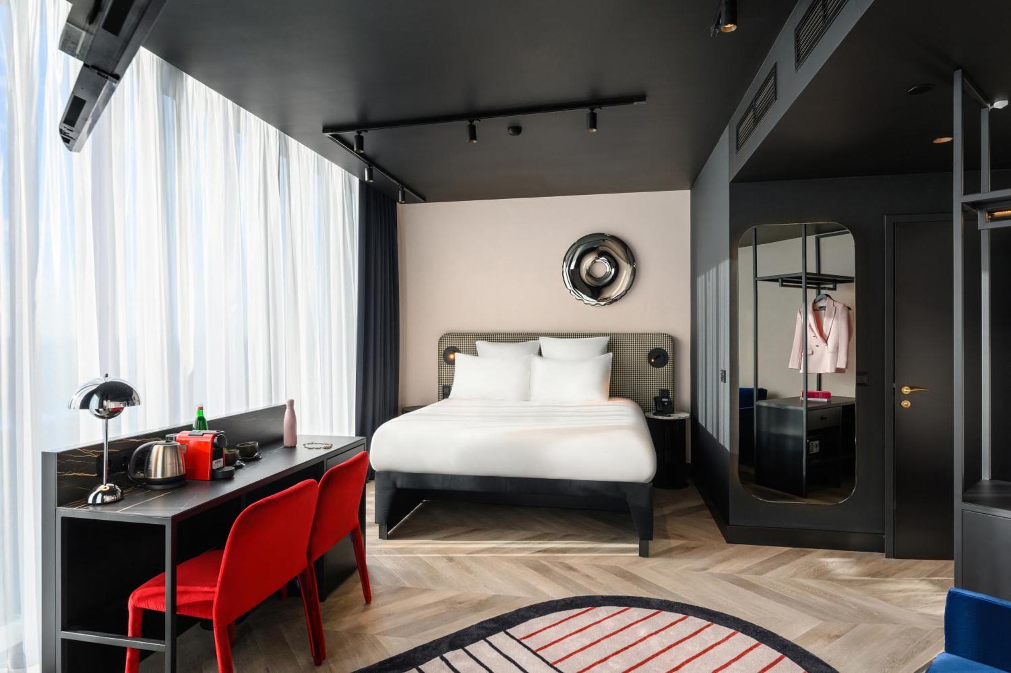 Tribe Stadium Hotel