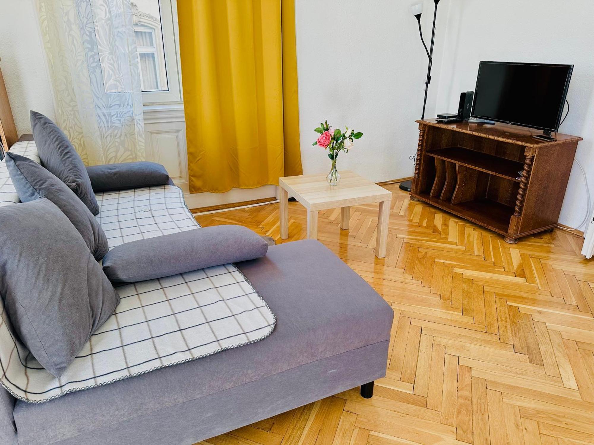 Apartman Saffron Center Panorama Balcony *