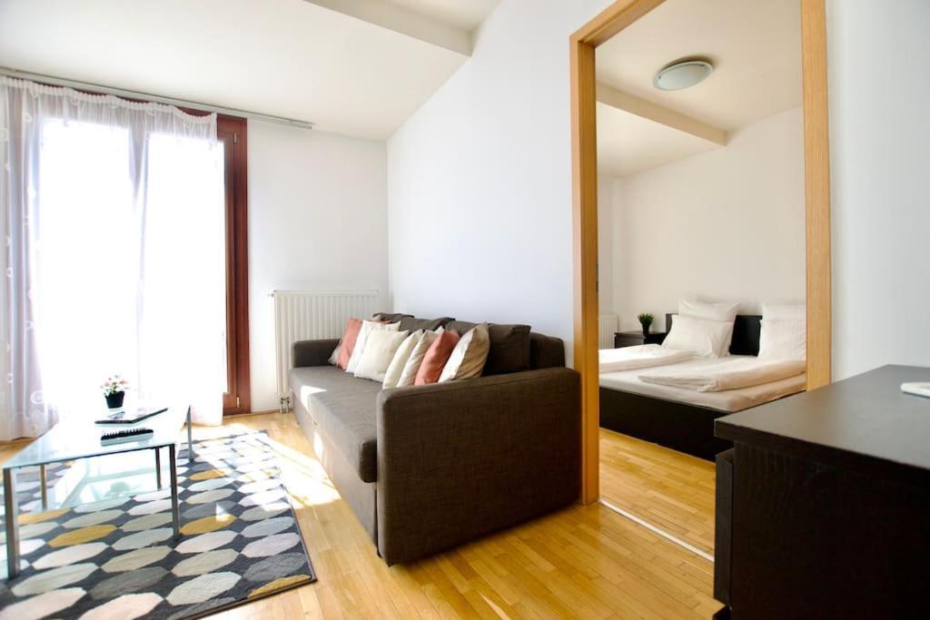 Standard By Hi5 - Kazinczy Street * Budapest