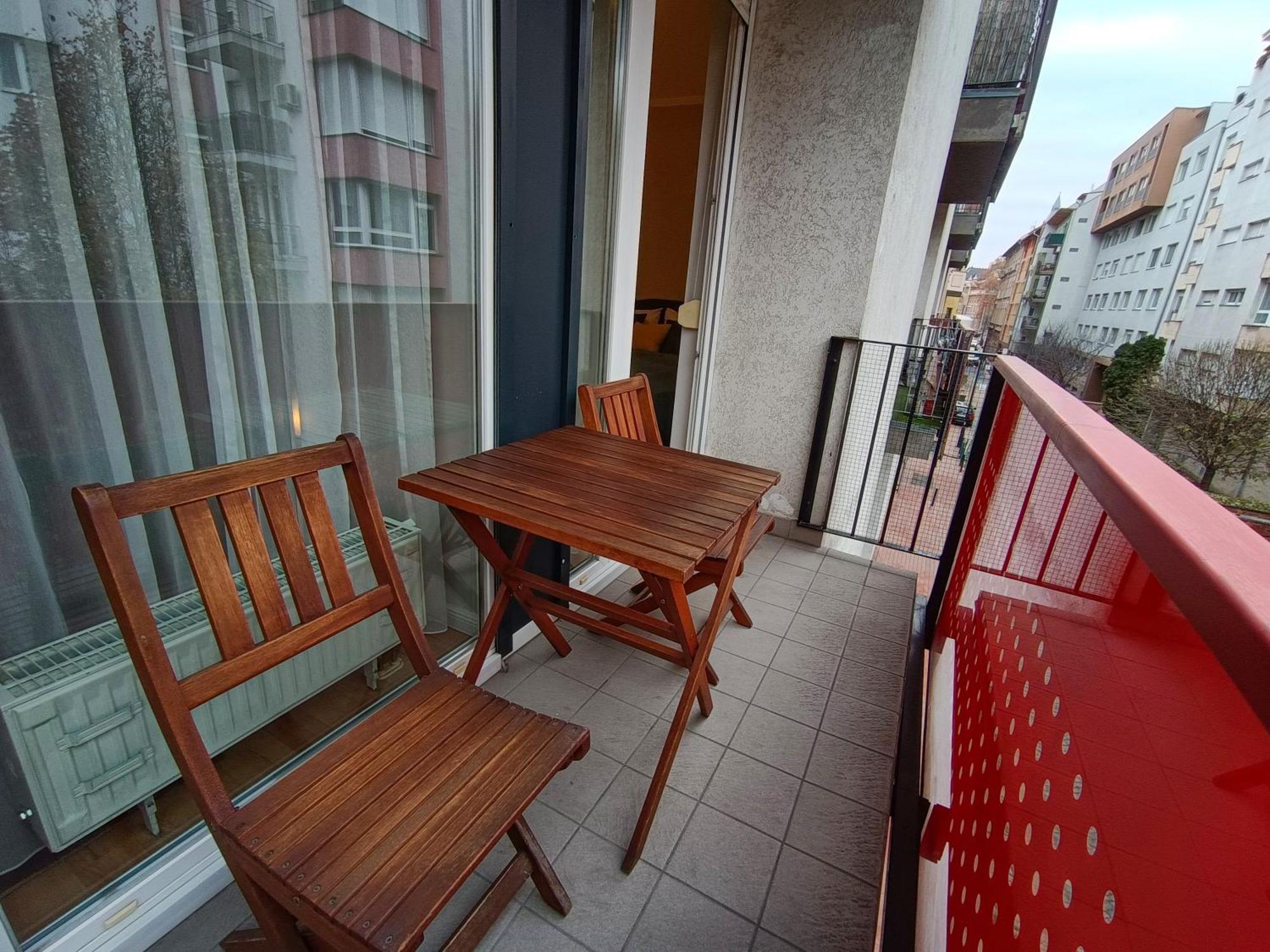 F151 Elitehost Futo Apartamento *