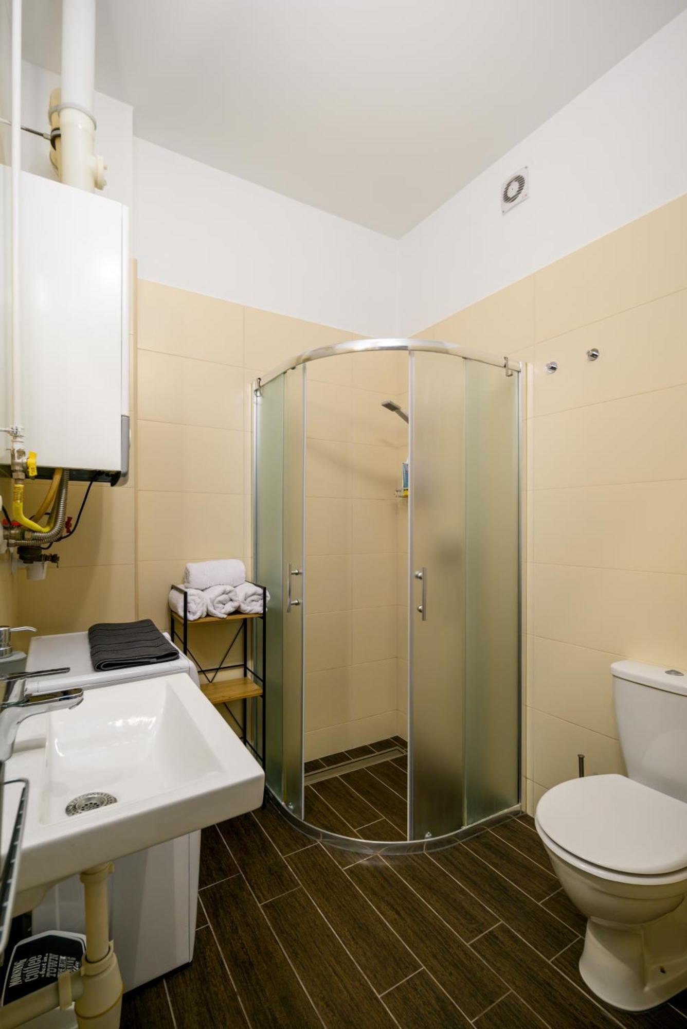 Oasis 2 Bd * Budapest