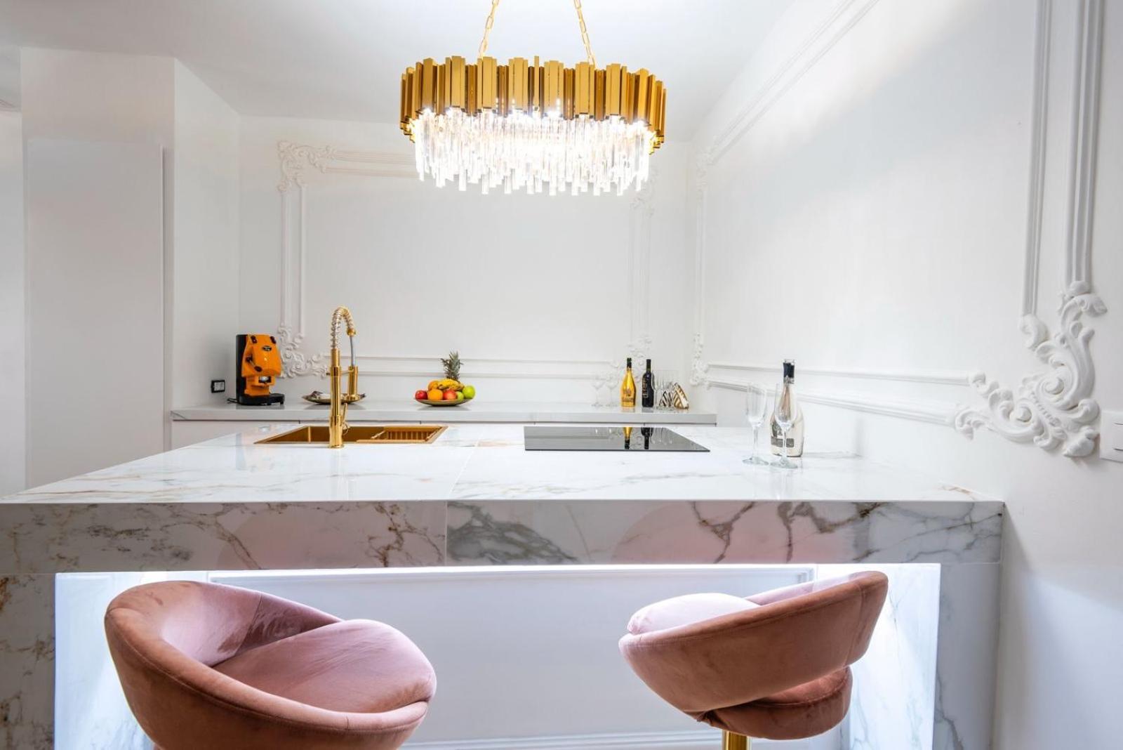 Top Luxury Suites Lägenhet