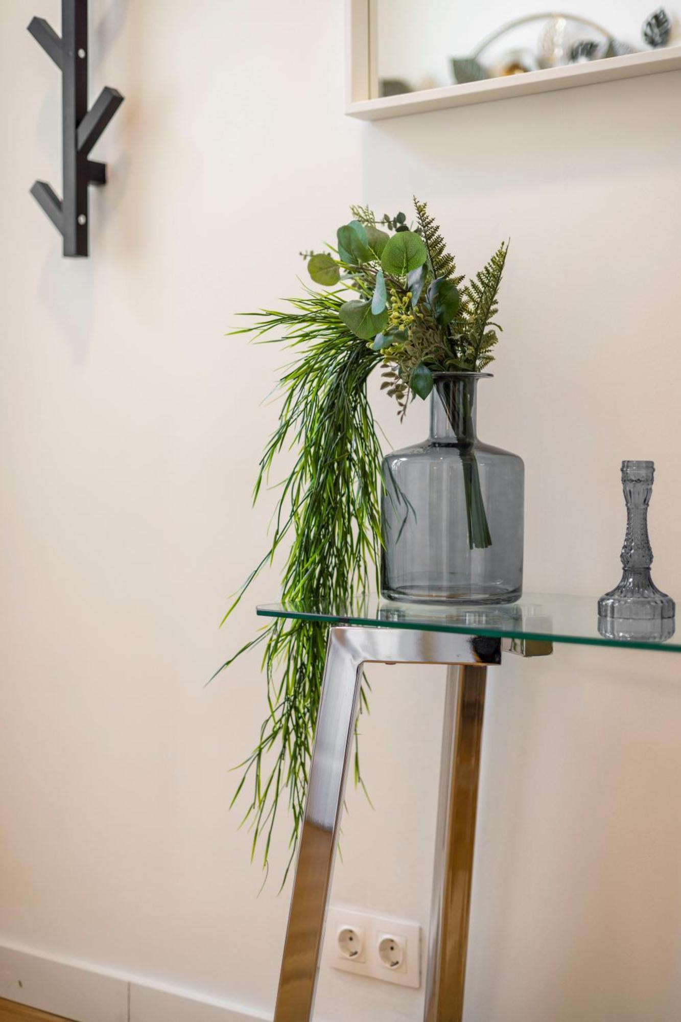 Apartment Luxury Quentin 3 Bedrm, 2 Bathrm *