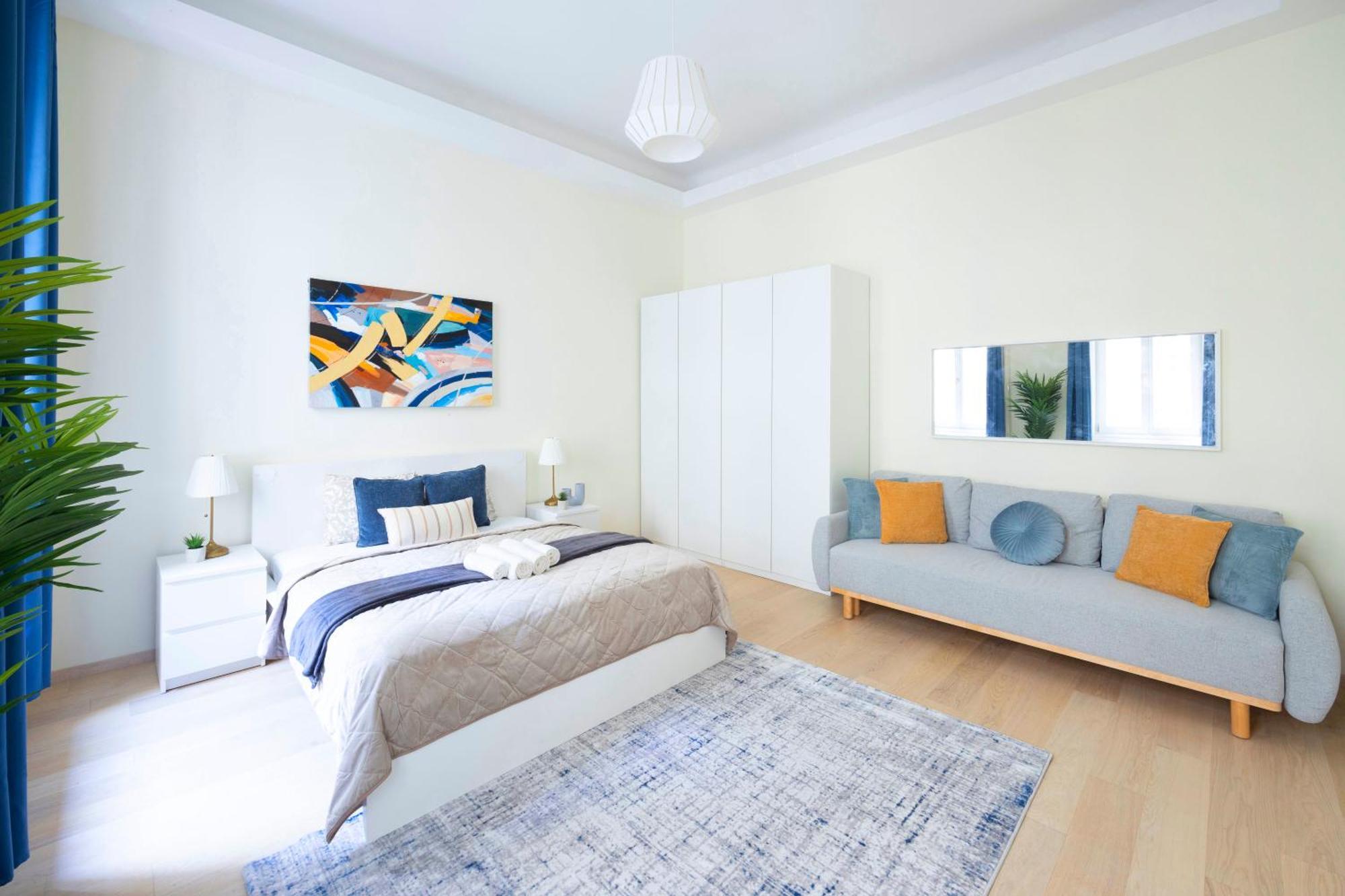 Exclusive & Spacious W/ 4bedrm 2bathrm Apartament Budapeszt